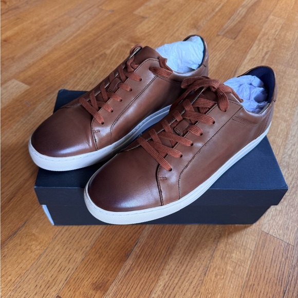 Banana Republic Men's Nicklas Shoes - Picture 2 of 3